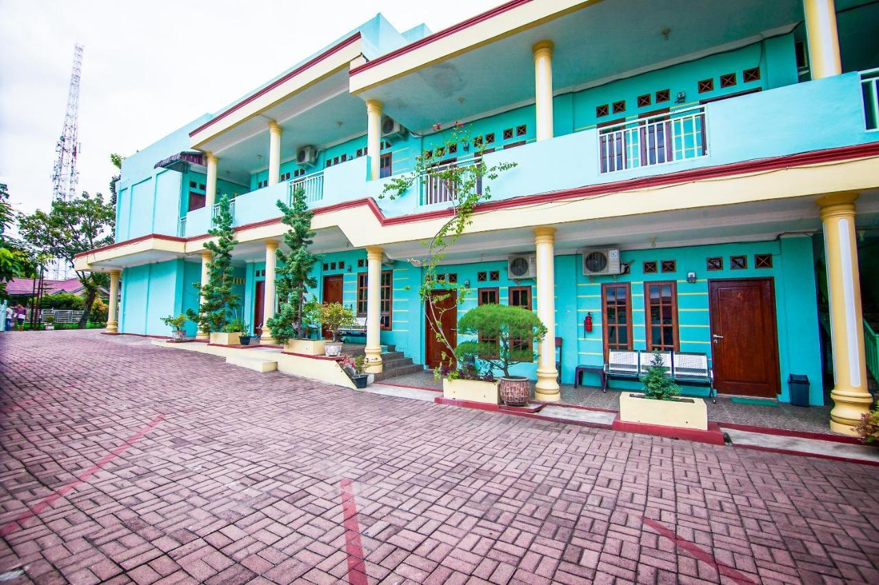 Oyo 796 Penginapan Fergael Pematangsiantar Exterior foto